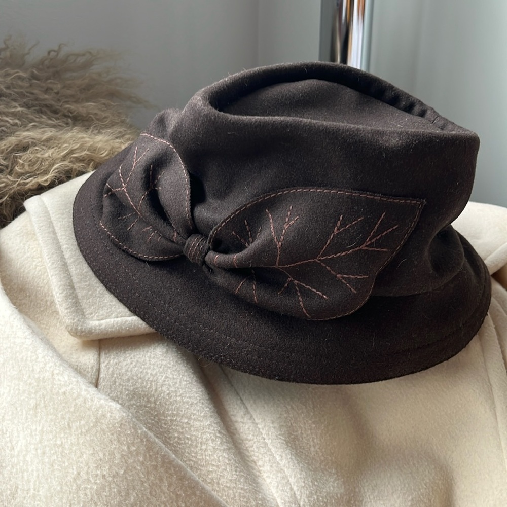 Lillie & Cohoe Brown Wool Winter Hat. Sz 1, excellent condition